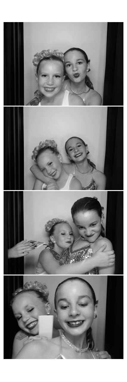 jen | View more photos from the event at gallery.saycheesephotobooth.com/u/SayCheesePhotoBooth/jen