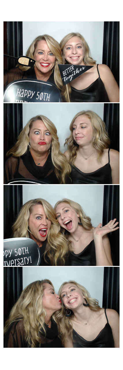jen | View more photos from the event at gallery.saycheesephotobooth.com/u/SayCheesePhotoBooth/jen