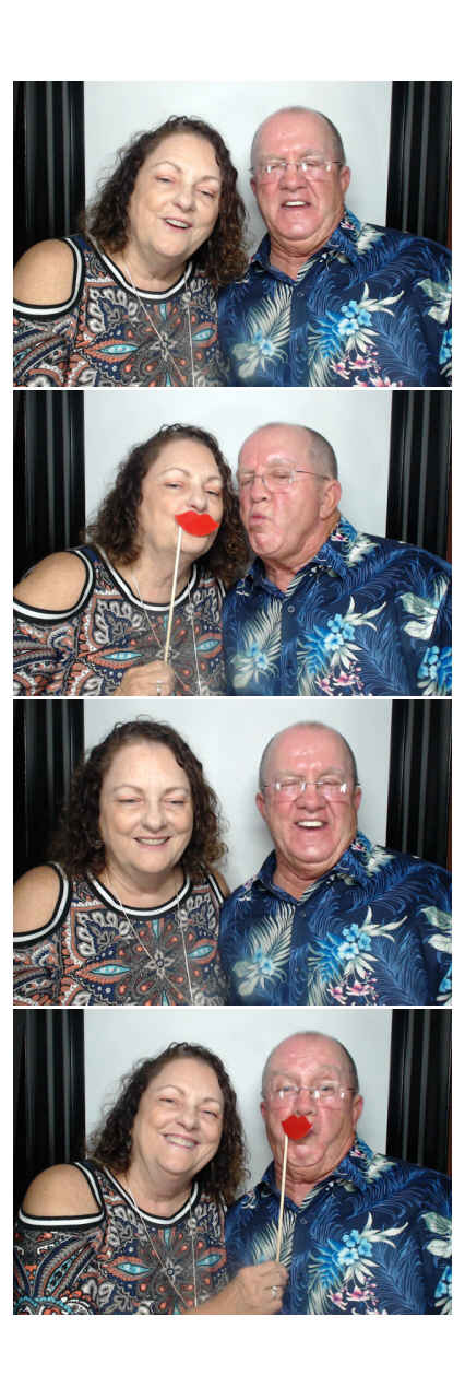 jen | View more photos from the event at gallery.saycheesephotobooth.com/u/SayCheesePhotoBooth/jen