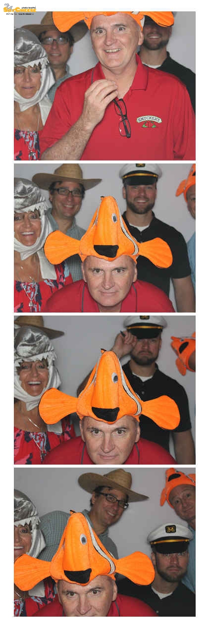 Smuckers  | View more photos from the event at gallery.saycheesephotobooth.com/u/SayCheesePhotoBooth/Smuckers