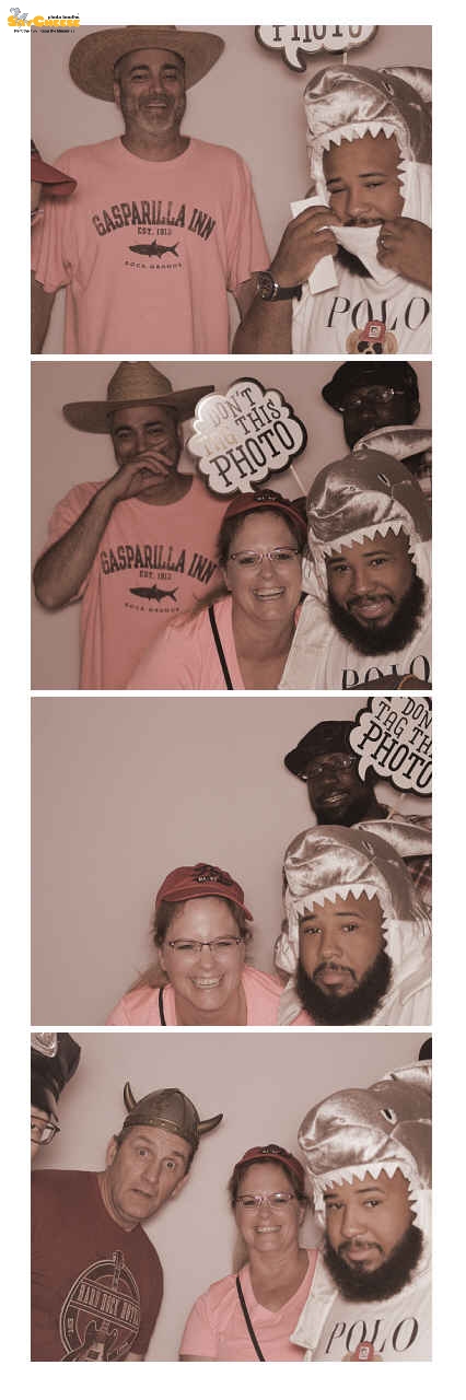 Smuckers  | View more photos from the event at gallery.saycheesephotobooth.com/u/SayCheesePhotoBooth/Smuckers