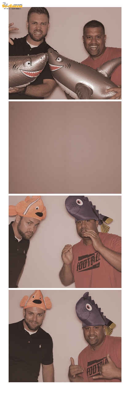 Smuckers  | View more photos from the event at gallery.saycheesephotobooth.com/u/SayCheesePhotoBooth/Smuckers