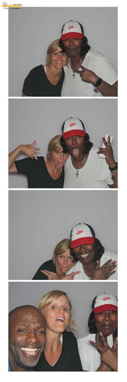 Smuckers  | View more photos from the event at gallery.saycheesephotobooth.com/u/SayCheesePhotoBooth/Smuckers