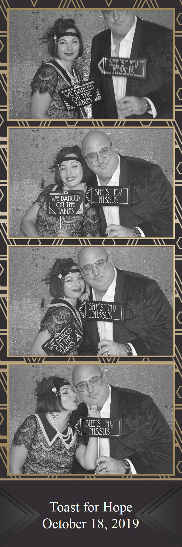 Toast for Hope  | View more photos from the event at gallery.saycheesephotobooth.com/u/SayCheesePhotoBooth/Toast-for-Hope