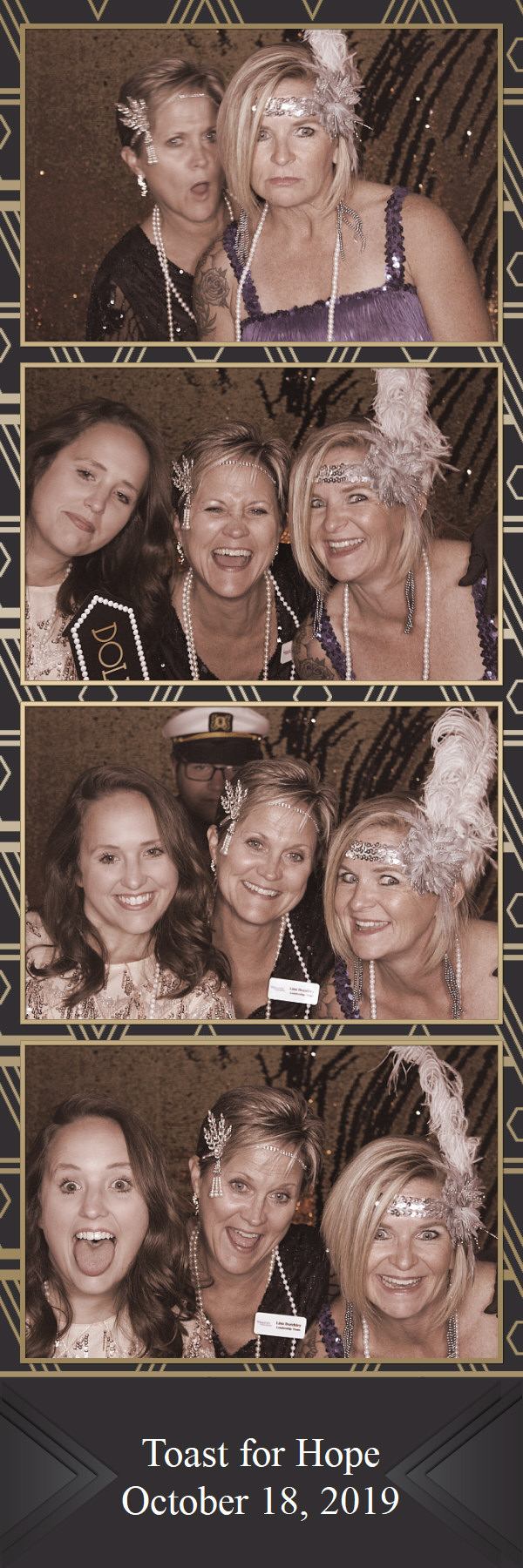 Toast for Hope  | View more photos from the event at gallery.saycheesephotobooth.com/u/SayCheesePhotoBooth/Toast-for-Hope