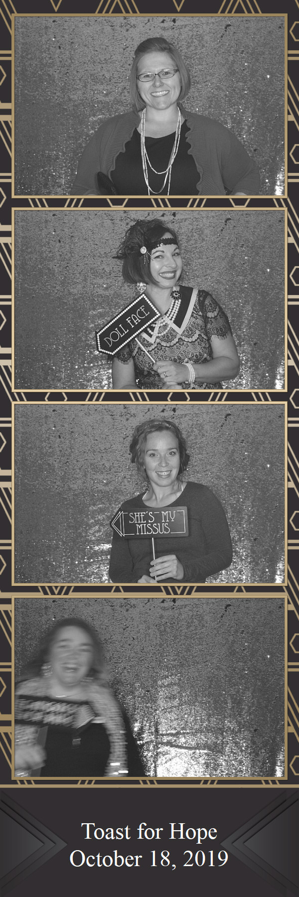 Toast for Hope  | View more photos from the event at gallery.saycheesephotobooth.com/u/SayCheesePhotoBooth/Toast-for-Hope