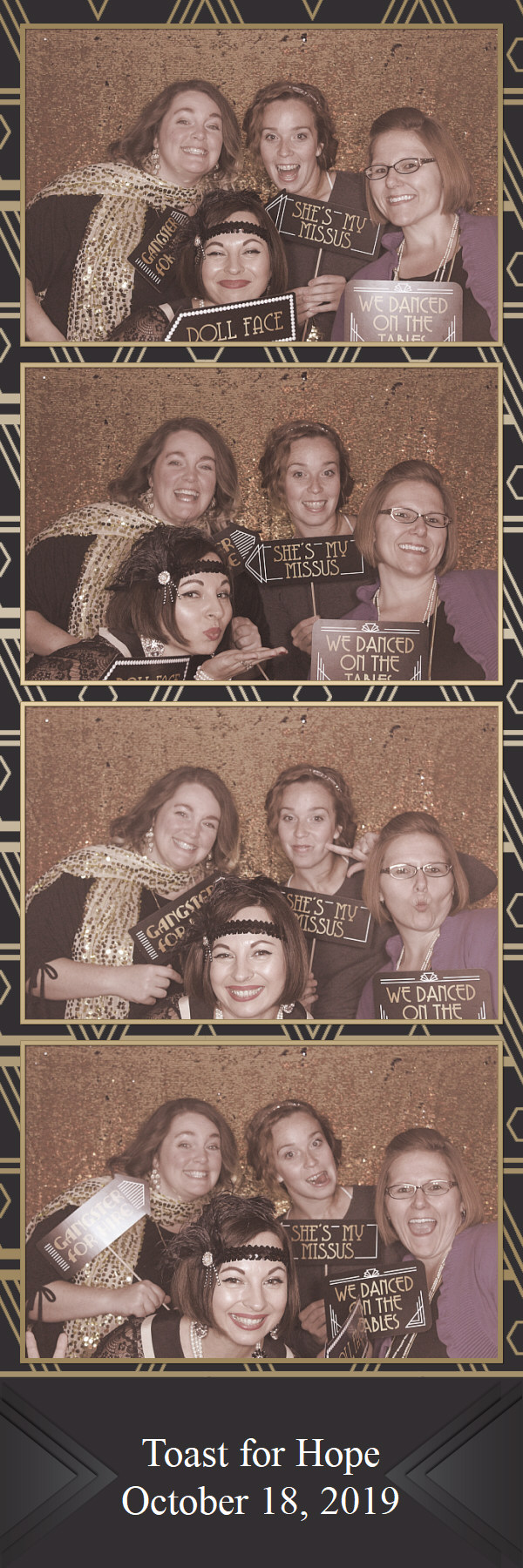 Toast for Hope  | View more photos from the event at gallery.saycheesephotobooth.com/u/SayCheesePhotoBooth/Toast-for-Hope