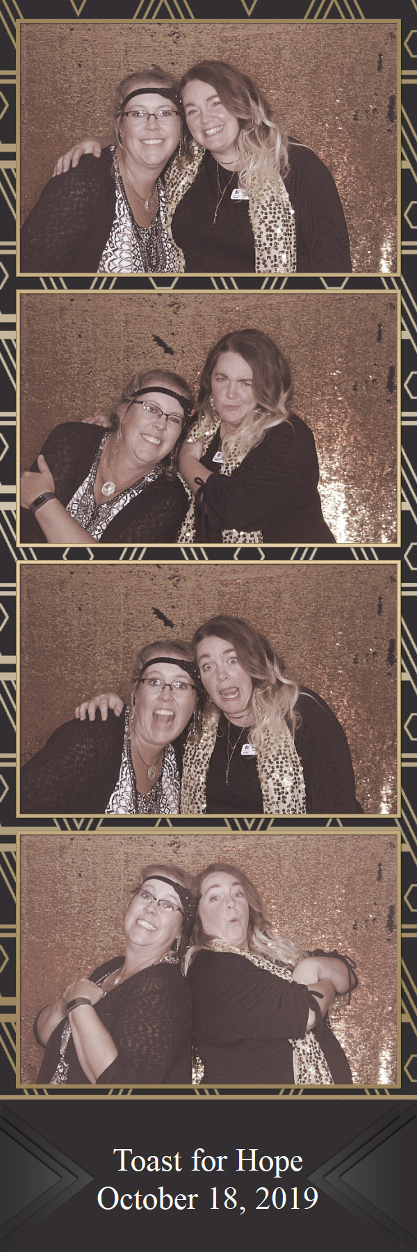 Toast for Hope  | View more photos from the event at gallery.saycheesephotobooth.com/u/SayCheesePhotoBooth/Toast-for-Hope