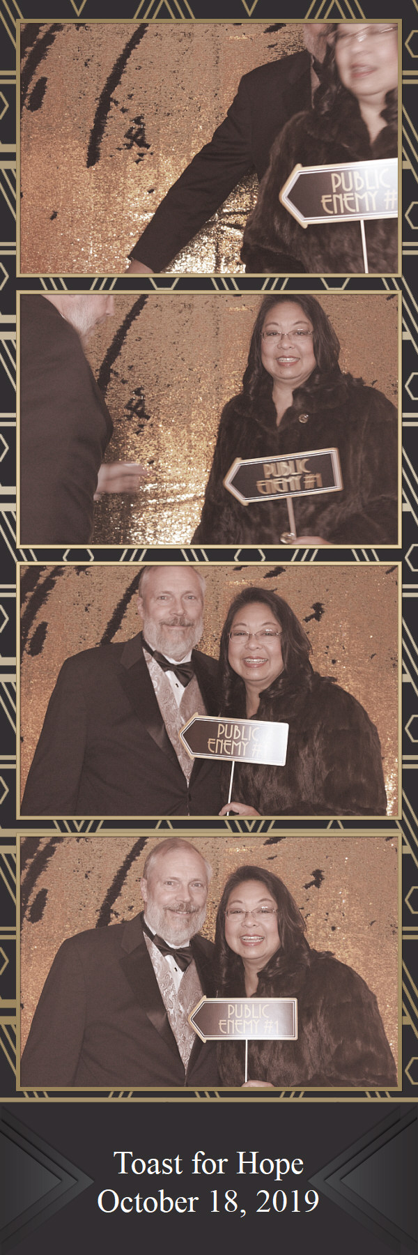 Toast for Hope  | View more photos from the event at gallery.saycheesephotobooth.com/u/SayCheesePhotoBooth/Toast-for-Hope