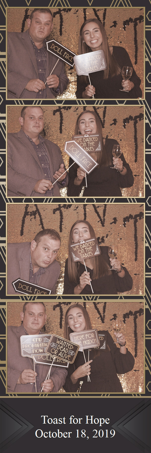 Toast for Hope  | View more photos from the event at gallery.saycheesephotobooth.com/u/SayCheesePhotoBooth/Toast-for-Hope