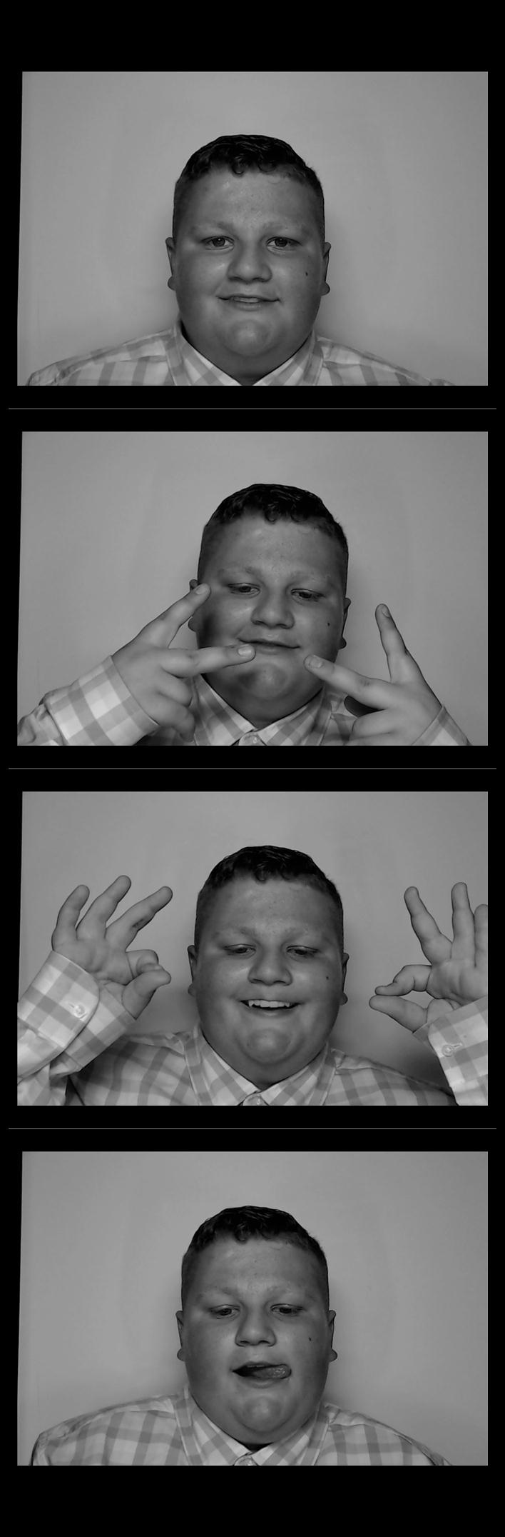 Turkeyfoot Middle 8th Grade Graduation | View more photos from the event at gallery.saycheesephotobooth.com/u/SayCheesePhotoBooth/Turkeyfoot-Middle-8th-Grade-Graduation