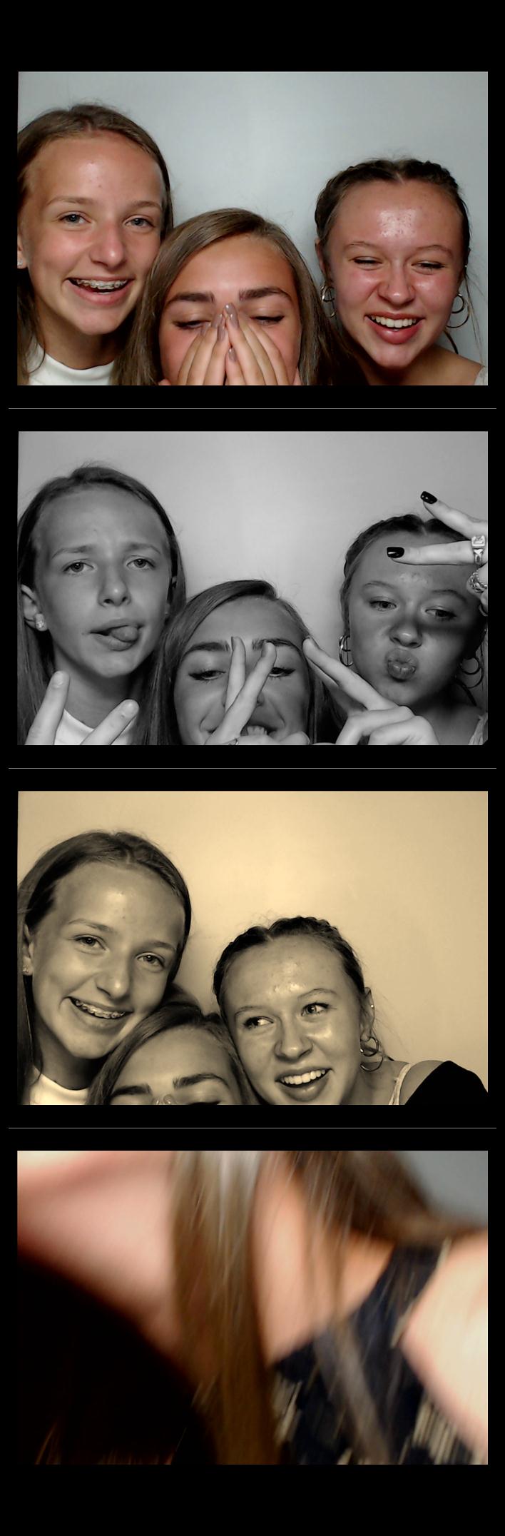 Turkeyfoot Middle 8th Grade Graduation | View more photos from the event at gallery.saycheesephotobooth.com/u/SayCheesePhotoBooth/Turkeyfoot-Middle-8th-Grade-Graduation