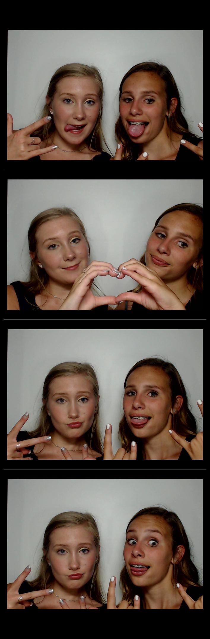 Turkeyfoot Middle 8th Grade Graduation | View more photos from the event at gallery.saycheesephotobooth.com/u/SayCheesePhotoBooth/Turkeyfoot-Middle-8th-Grade-Graduation