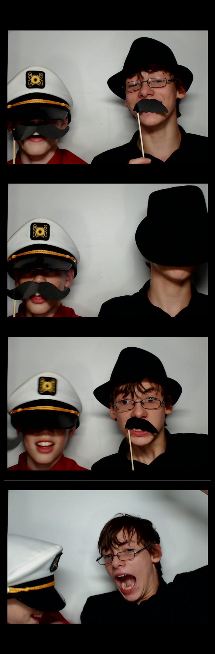 Turkeyfoot Middle 8th Grade Graduation | View more photos from the event at gallery.saycheesephotobooth.com/u/SayCheesePhotoBooth/Turkeyfoot-Middle-8th-Grade-Graduation