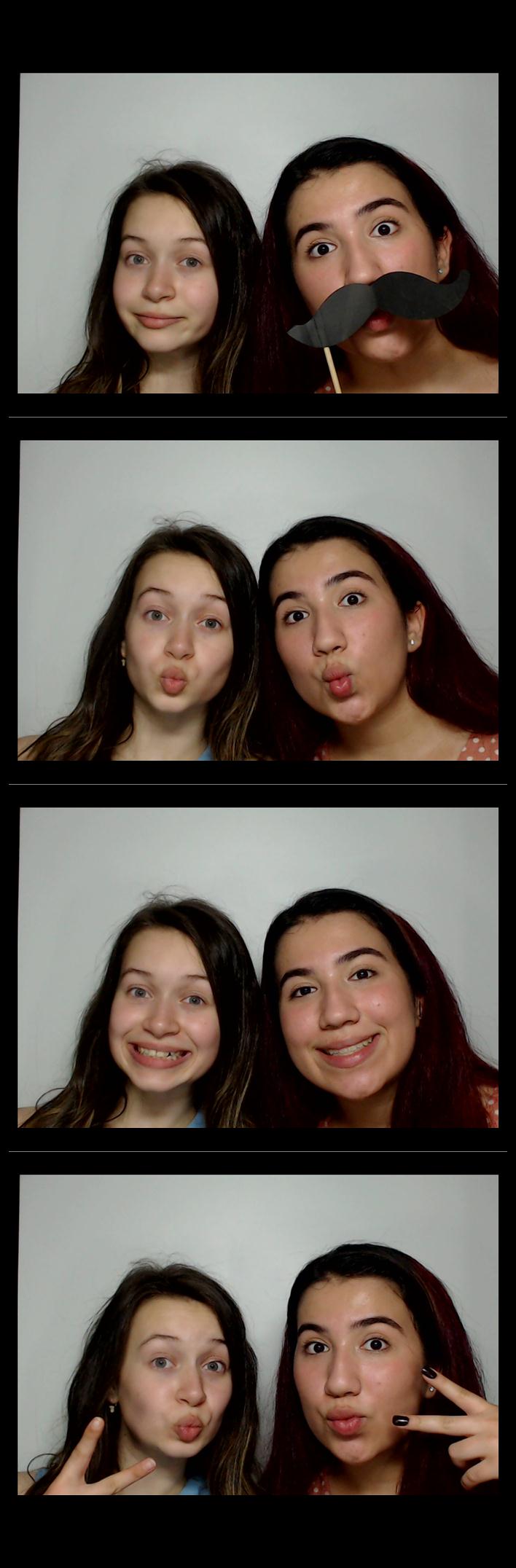 Turkeyfoot Middle 8th Grade Graduation | View more photos from the event at gallery.saycheesephotobooth.com/u/SayCheesePhotoBooth/Turkeyfoot-Middle-8th-Grade-Graduation