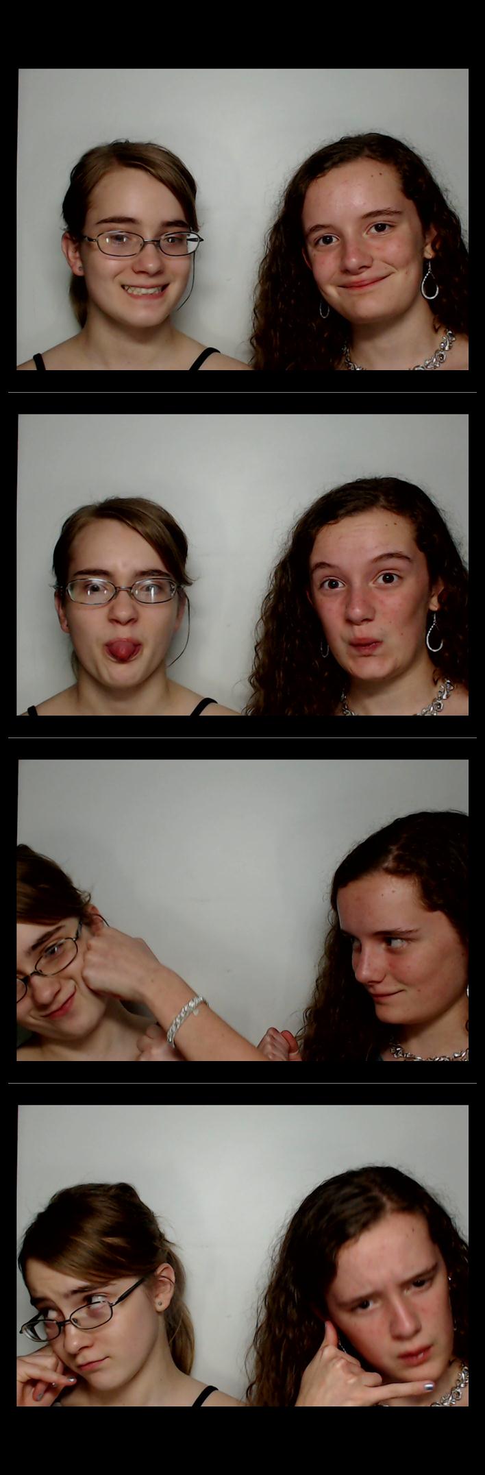 Turkeyfoot Middle 8th Grade Graduation | View more photos from the event at gallery.saycheesephotobooth.com/u/SayCheesePhotoBooth/Turkeyfoot-Middle-8th-Grade-Graduation