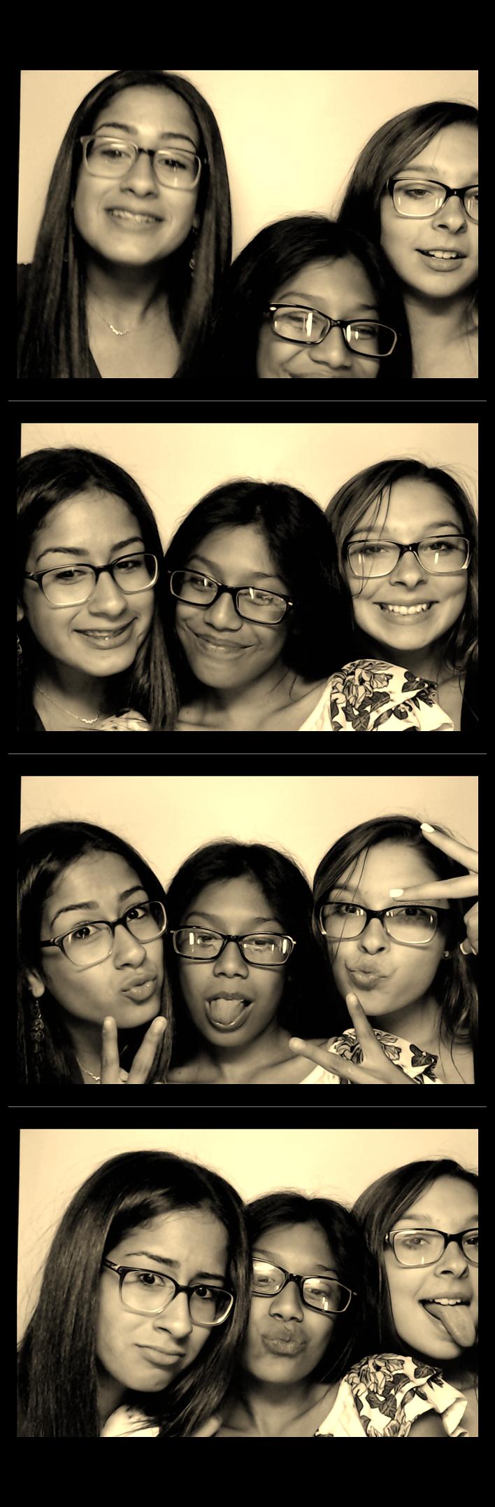 Turkeyfoot Middle 8th Grade Graduation | View more photos from the event at gallery.saycheesephotobooth.com/u/SayCheesePhotoBooth/Turkeyfoot-Middle-8th-Grade-Graduation