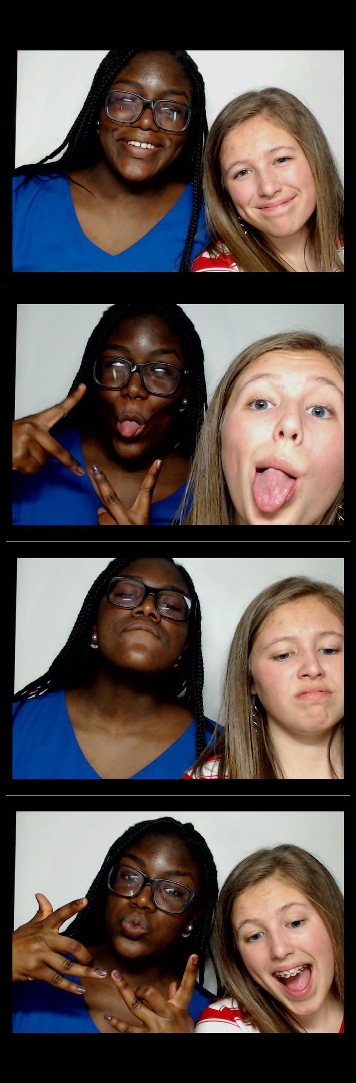 Turkeyfoot Middle 8th Grade Graduation | View more photos from the event at gallery.saycheesephotobooth.com/u/SayCheesePhotoBooth/Turkeyfoot-Middle-8th-Grade-Graduation