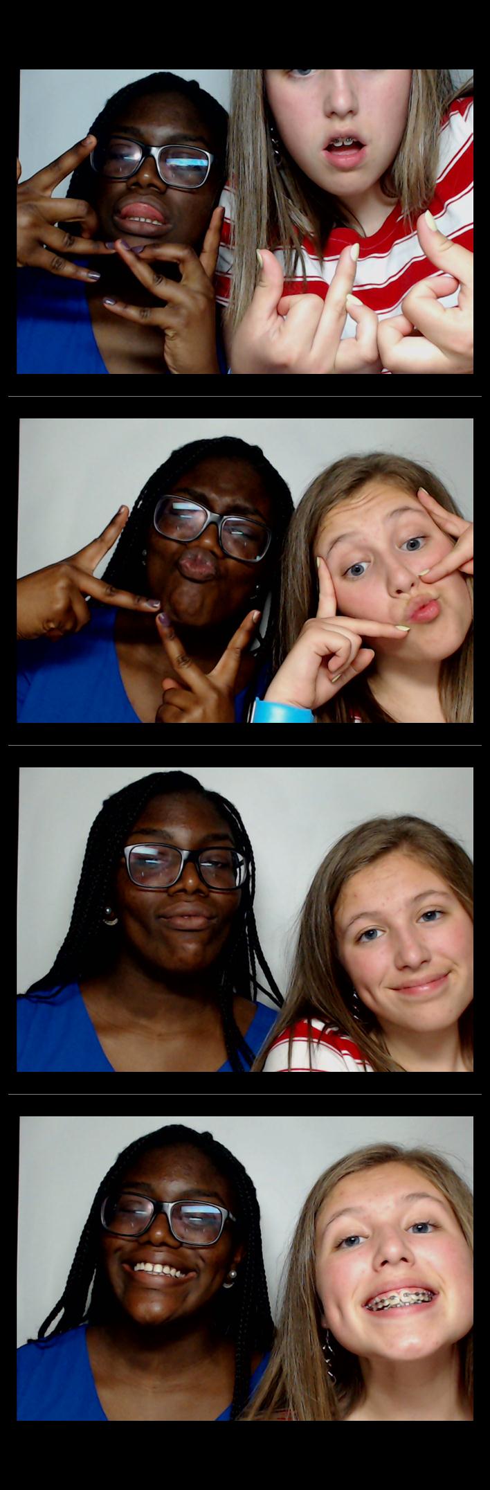 Turkeyfoot Middle 8th Grade Graduation | View more photos from the event at gallery.saycheesephotobooth.com/u/SayCheesePhotoBooth/Turkeyfoot-Middle-8th-Grade-Graduation