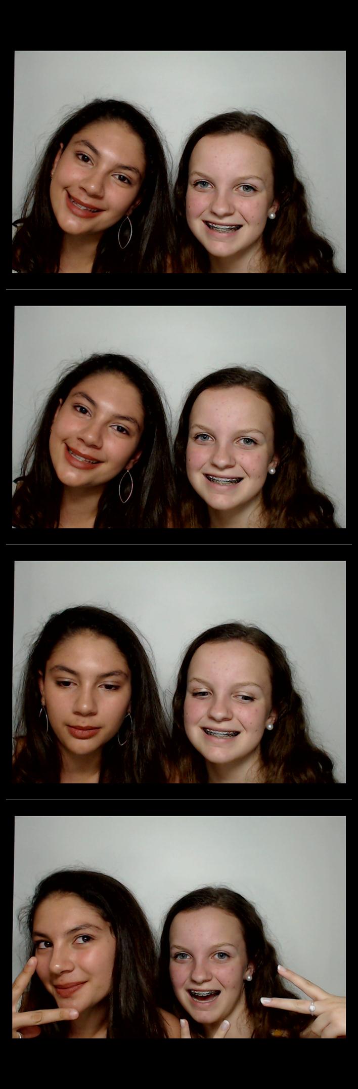 Turkeyfoot Middle 8th Grade Graduation | View more photos from the event at gallery.saycheesephotobooth.com/u/SayCheesePhotoBooth/Turkeyfoot-Middle-8th-Grade-Graduation