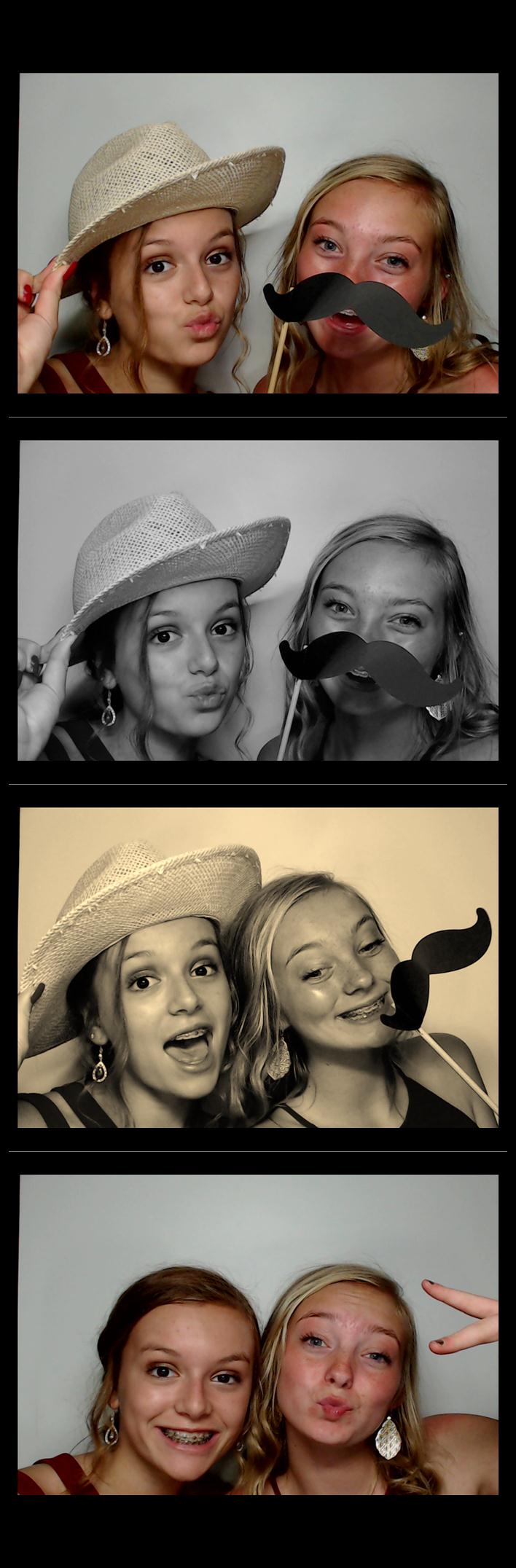 Turkeyfoot Middle 8th Grade Graduation | View more photos from the event at gallery.saycheesephotobooth.com/u/SayCheesePhotoBooth/Turkeyfoot-Middle-8th-Grade-Graduation