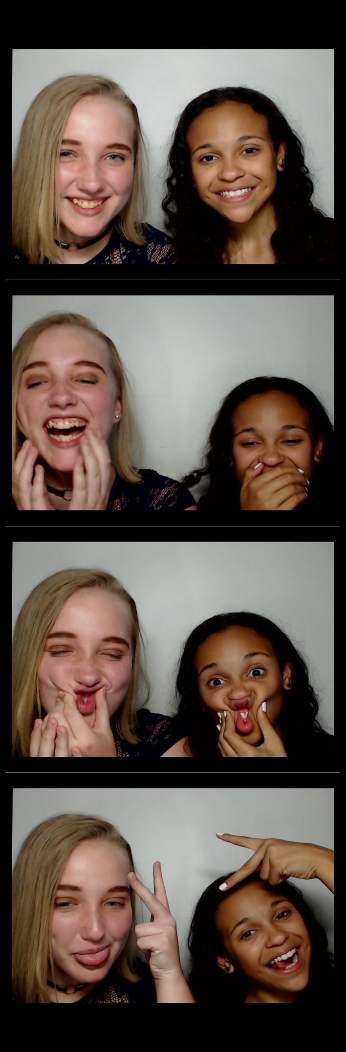Turkeyfoot Middle 8th Grade Graduation | View more photos from the event at gallery.saycheesephotobooth.com/u/SayCheesePhotoBooth/Turkeyfoot-Middle-8th-Grade-Graduation