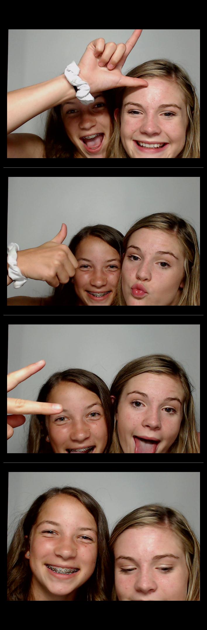 Turkeyfoot Middle 8th Grade Graduation | View more photos from the event at gallery.saycheesephotobooth.com/u/SayCheesePhotoBooth/Turkeyfoot-Middle-8th-Grade-Graduation