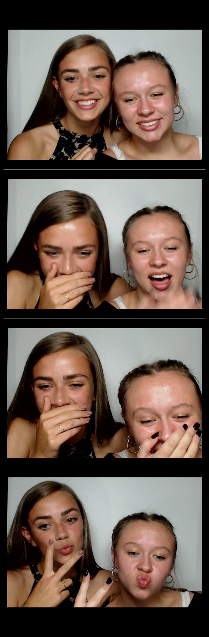 Turkeyfoot Middle 8th Grade Graduation | View more photos from the event at gallery.saycheesephotobooth.com/u/SayCheesePhotoBooth/Turkeyfoot-Middle-8th-Grade-Graduation