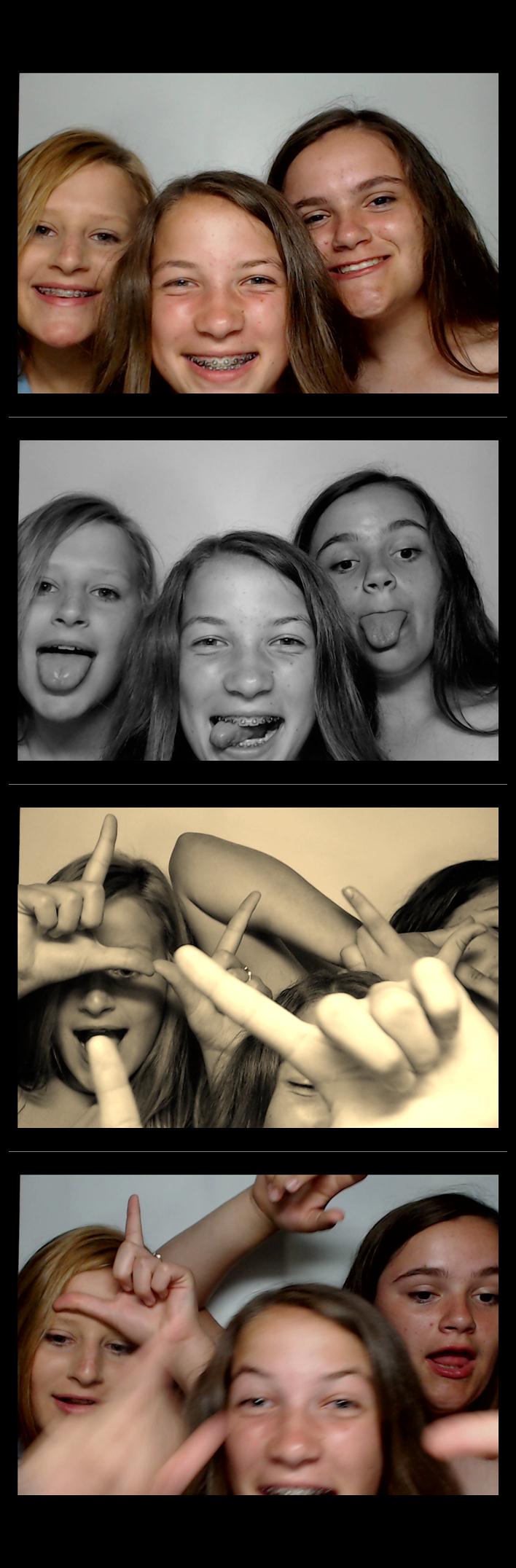 Turkeyfoot Middle 8th Grade Graduation | View more photos from the event at gallery.saycheesephotobooth.com/u/SayCheesePhotoBooth/Turkeyfoot-Middle-8th-Grade-Graduation