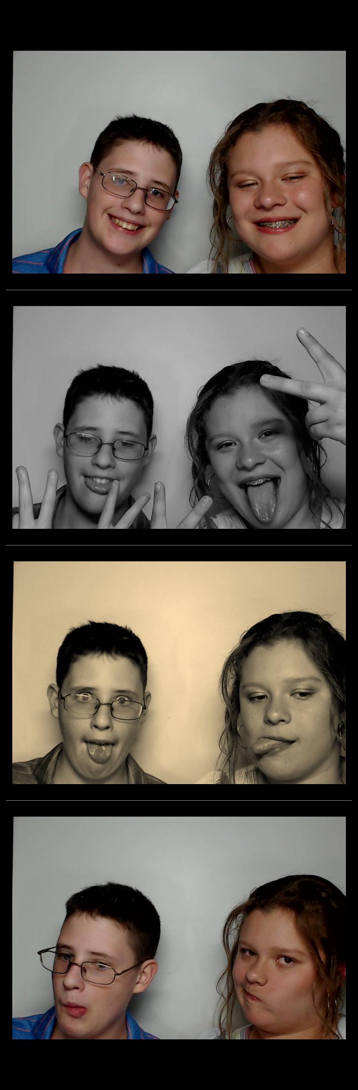 Turkeyfoot Middle 8th Grade Graduation | View more photos from the event at gallery.saycheesephotobooth.com/u/SayCheesePhotoBooth/Turkeyfoot-Middle-8th-Grade-Graduation