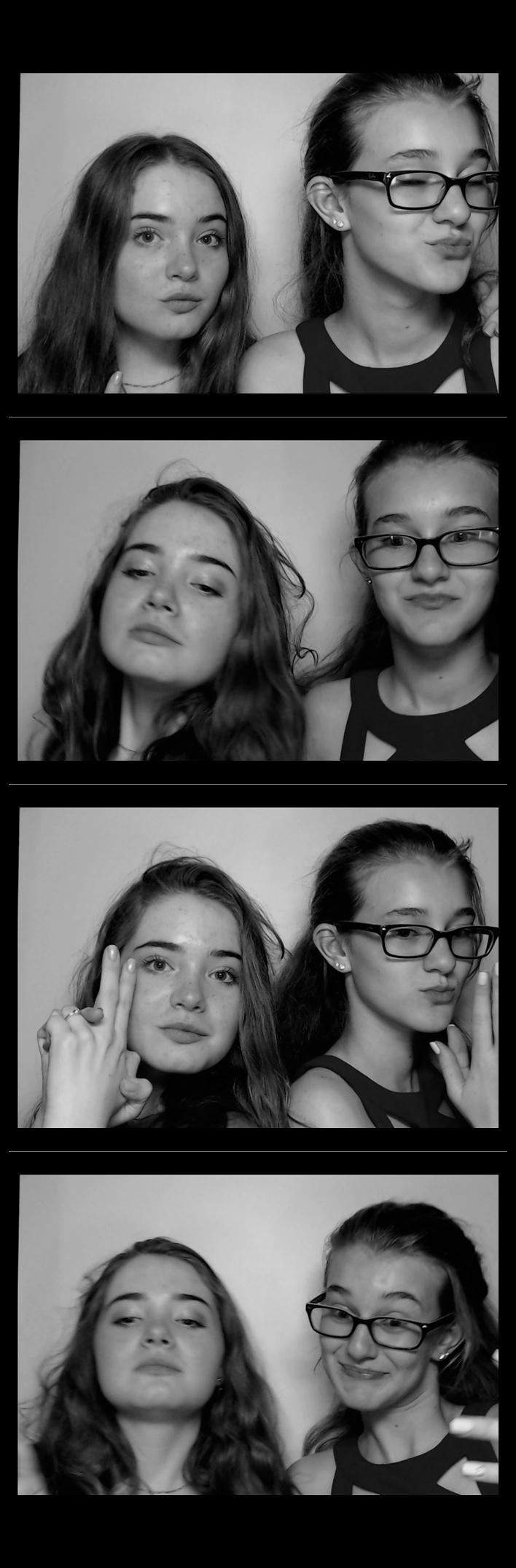 Turkeyfoot Middle 8th Grade Graduation | View more photos from the event at gallery.saycheesephotobooth.com/u/SayCheesePhotoBooth/Turkeyfoot-Middle-8th-Grade-Graduation