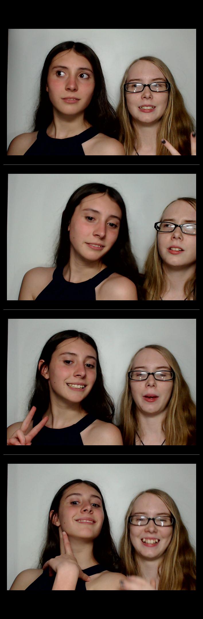Turkeyfoot Middle 8th Grade Graduation | View more photos from the event at gallery.saycheesephotobooth.com/u/SayCheesePhotoBooth/Turkeyfoot-Middle-8th-Grade-Graduation