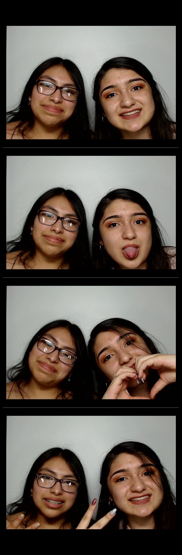 Turkeyfoot Middle 8th Grade Graduation | View more photos from the event at gallery.saycheesephotobooth.com/u/SayCheesePhotoBooth/Turkeyfoot-Middle-8th-Grade-Graduation
