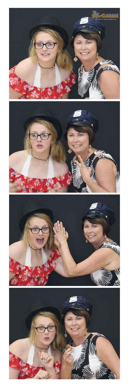 Turkeyfoot Middle 8th Grade Graduation | View more photos from the event at gallery.saycheesephotobooth.com/u/SayCheesePhotoBooth/Turkeyfoot-Middle-8th-Grade-Graduation