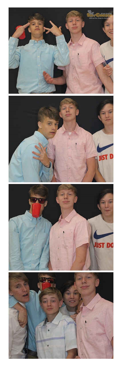 Turkeyfoot Middle 8th Grade Graduation | View more photos from the event at gallery.saycheesephotobooth.com/u/SayCheesePhotoBooth/Turkeyfoot-Middle-8th-Grade-Graduation