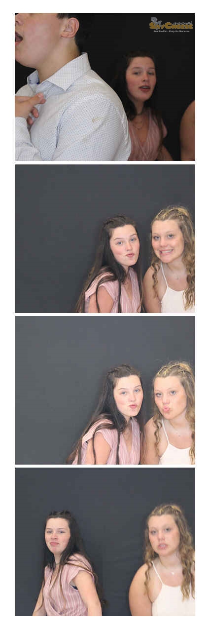 Turkeyfoot Middle 8th Grade Graduation | View more photos from the event at gallery.saycheesephotobooth.com/u/SayCheesePhotoBooth/Turkeyfoot-Middle-8th-Grade-Graduation