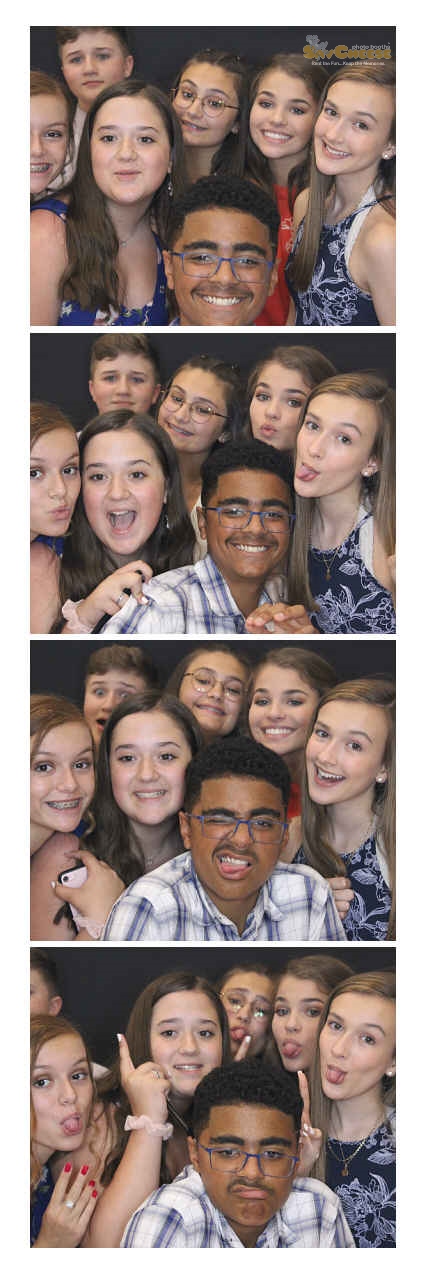 Turkeyfoot Middle 8th Grade Graduation | View more photos from the event at gallery.saycheesephotobooth.com/u/SayCheesePhotoBooth/Turkeyfoot-Middle-8th-Grade-Graduation