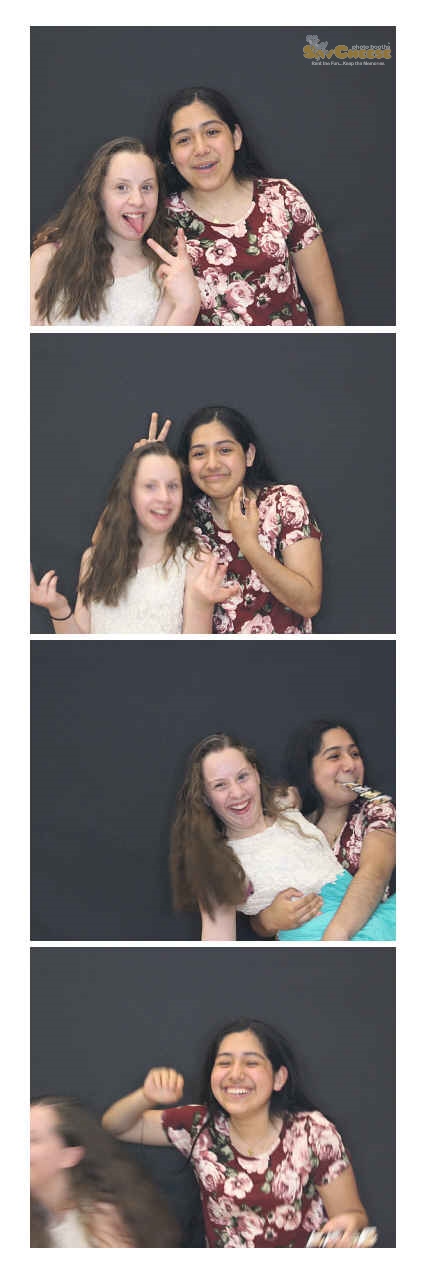 Turkeyfoot Middle 8th Grade Graduation | View more photos from the event at gallery.saycheesephotobooth.com/u/SayCheesePhotoBooth/Turkeyfoot-Middle-8th-Grade-Graduation