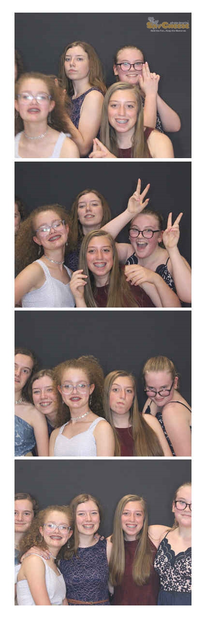 Turkeyfoot Middle 8th Grade Graduation | View more photos from the event at gallery.saycheesephotobooth.com/u/SayCheesePhotoBooth/Turkeyfoot-Middle-8th-Grade-Graduation