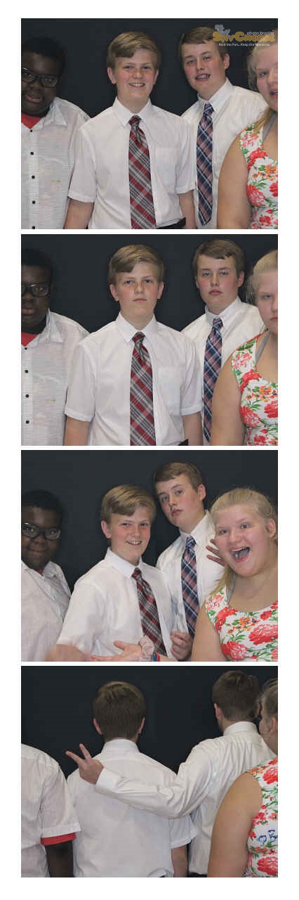 Turkeyfoot Middle 8th Grade Graduation | View more photos from the event at gallery.saycheesephotobooth.com/u/SayCheesePhotoBooth/Turkeyfoot-Middle-8th-Grade-Graduation