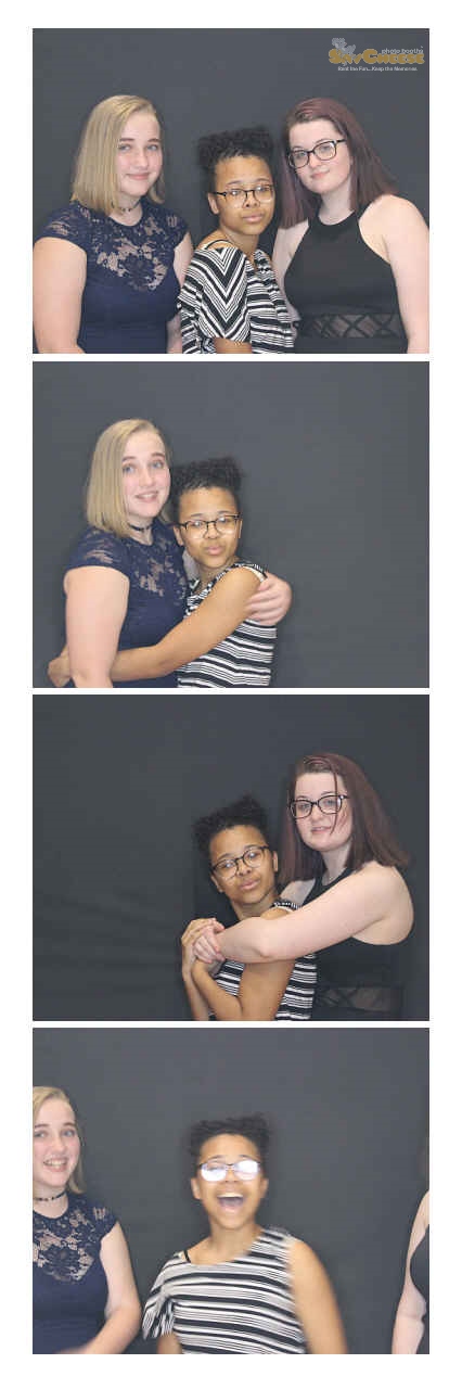 Turkeyfoot Middle 8th Grade Graduation | View more photos from the event at gallery.saycheesephotobooth.com/u/SayCheesePhotoBooth/Turkeyfoot-Middle-8th-Grade-Graduation