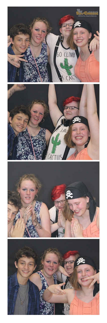 Turkeyfoot Middle 8th Grade Graduation | View more photos from the event at gallery.saycheesephotobooth.com/u/SayCheesePhotoBooth/Turkeyfoot-Middle-8th-Grade-Graduation