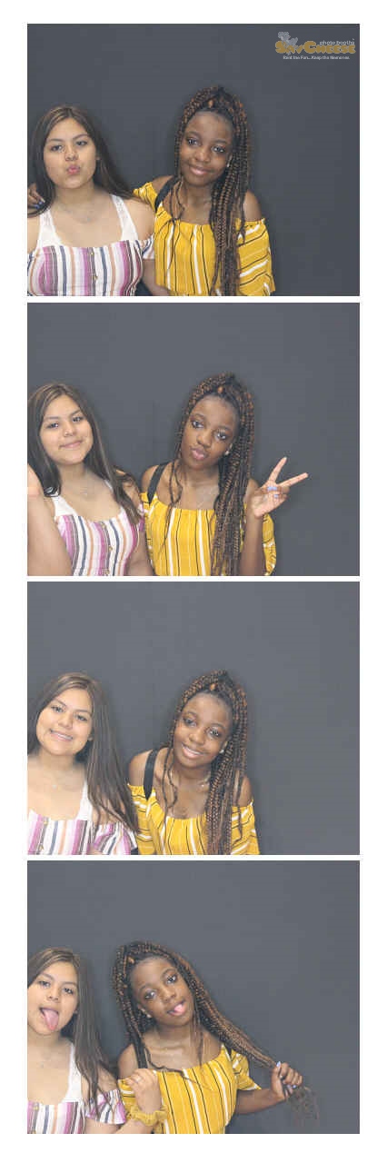 Turkeyfoot Middle 8th Grade Graduation | View more photos from the event at gallery.saycheesephotobooth.com/u/SayCheesePhotoBooth/Turkeyfoot-Middle-8th-Grade-Graduation