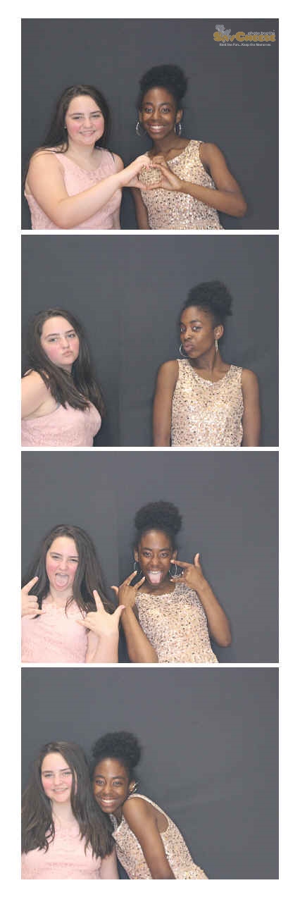 Turkeyfoot Middle 8th Grade Graduation | View more photos from the event at gallery.saycheesephotobooth.com/u/SayCheesePhotoBooth/Turkeyfoot-Middle-8th-Grade-Graduation