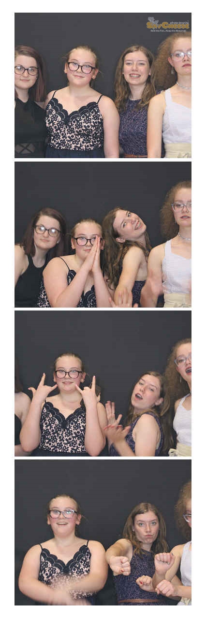 Turkeyfoot Middle 8th Grade Graduation | View more photos from the event at gallery.saycheesephotobooth.com/u/SayCheesePhotoBooth/Turkeyfoot-Middle-8th-Grade-Graduation