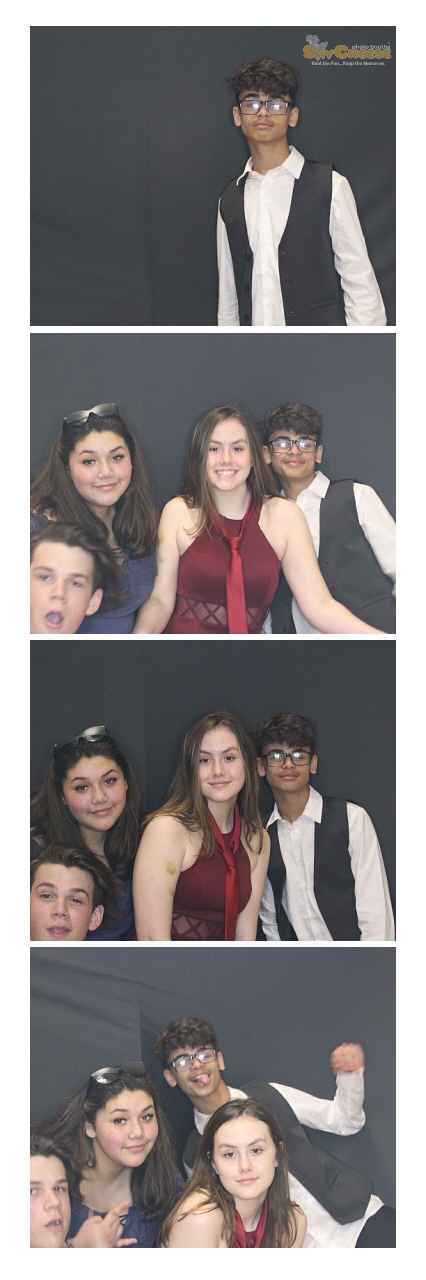 Turkeyfoot Middle 8th Grade Graduation | View more photos from the event at gallery.saycheesephotobooth.com/u/SayCheesePhotoBooth/Turkeyfoot-Middle-8th-Grade-Graduation