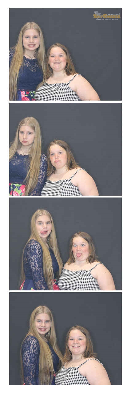 Turkeyfoot Middle 8th Grade Graduation | View more photos from the event at gallery.saycheesephotobooth.com/u/SayCheesePhotoBooth/Turkeyfoot-Middle-8th-Grade-Graduation