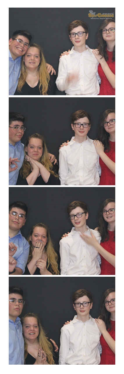 Turkeyfoot Middle 8th Grade Graduation | View more photos from the event at gallery.saycheesephotobooth.com/u/SayCheesePhotoBooth/Turkeyfoot-Middle-8th-Grade-Graduation