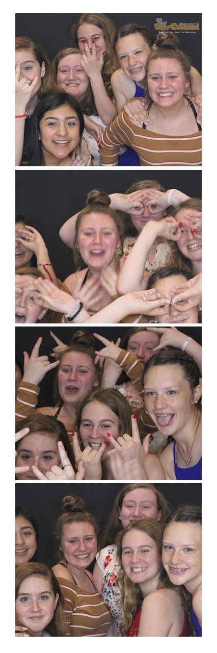 Turkeyfoot Middle 8th Grade Graduation | View more photos from the event at gallery.saycheesephotobooth.com/u/SayCheesePhotoBooth/Turkeyfoot-Middle-8th-Grade-Graduation