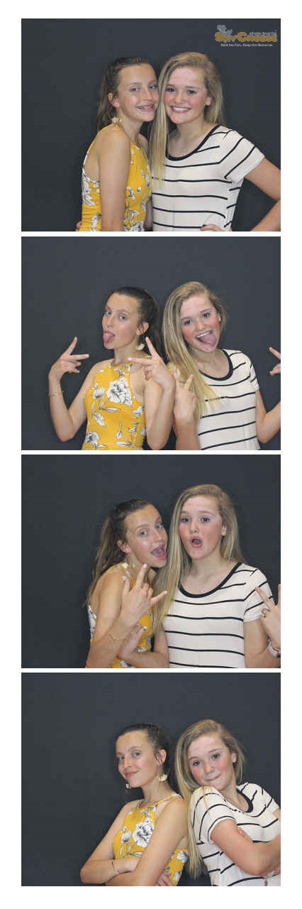 Turkeyfoot Middle 8th Grade Graduation | View more photos from the event at gallery.saycheesephotobooth.com/u/SayCheesePhotoBooth/Turkeyfoot-Middle-8th-Grade-Graduation